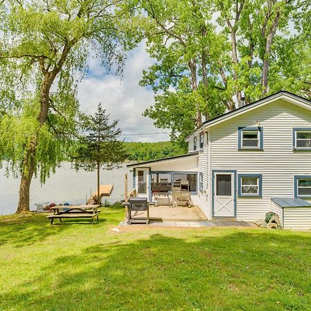 Waterfront Home On Lake Champlain With Dock And Kayaks Orwell Exterior foto